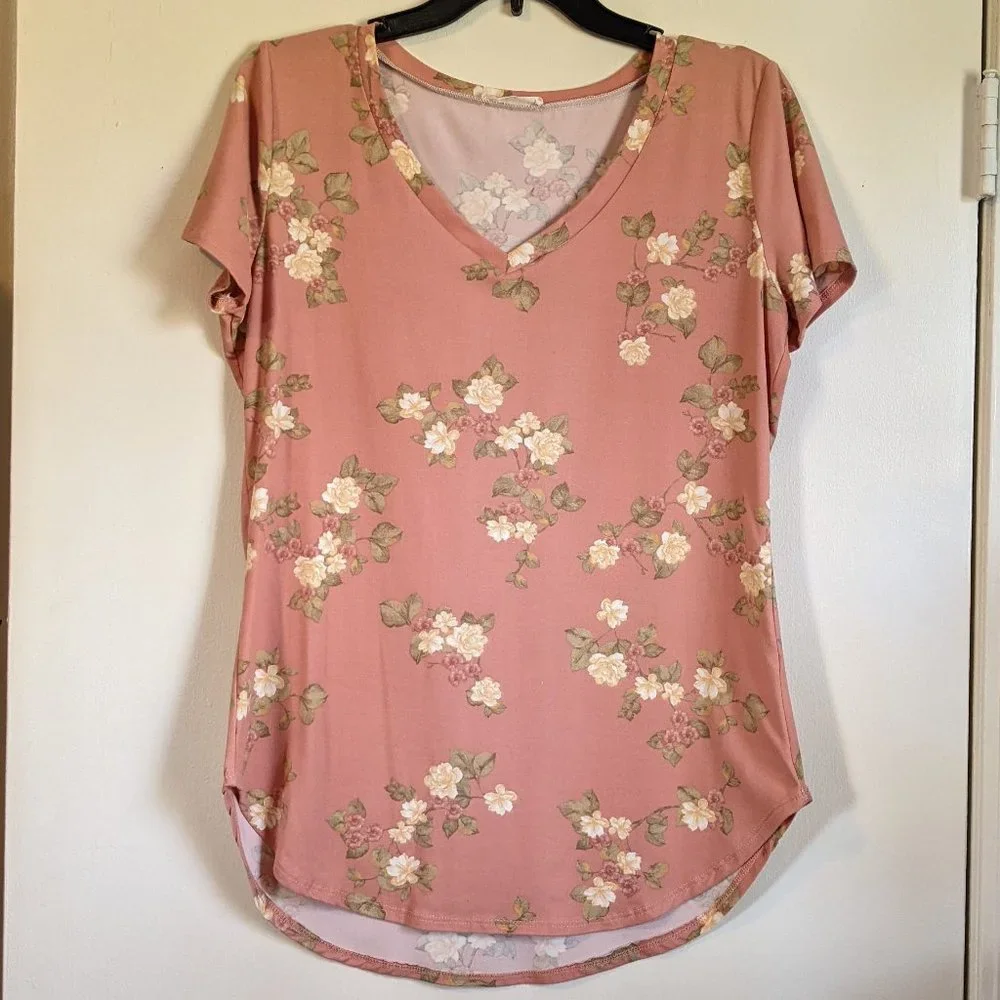 Reb & J. 220 Dusty Pink V-Neck Floral Blouse Size Medium Soft Short Sleeve - Picture 1 of 7